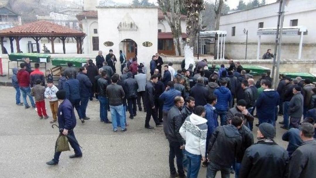 9 Kişinin &Ouml;ld&uuml;ğ&uuml; Cinayette Sır Perdesi Aralanıyor