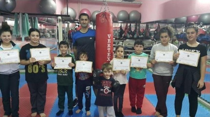 Kış Spor Okullarında Sertifika Heyecanı