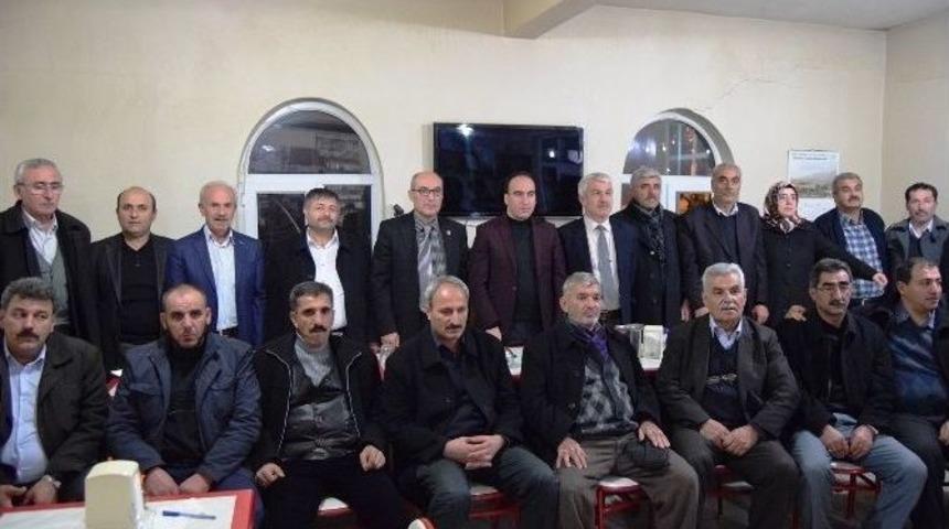 Ak Parti Ak&ccedil;adağ İl&ccedil;e Y&ouml;netiminden Tanışma Yemeği&rlm;