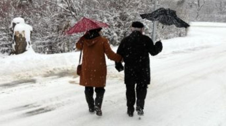 Sevgililer G&uuml;n&uuml; Sergisi A&ccedil;ılıyor