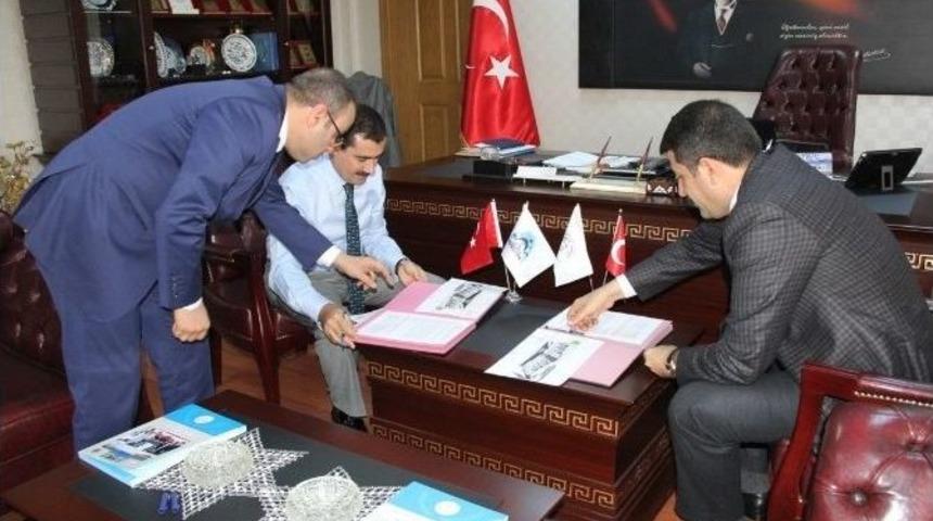 Eyy&uuml;biye Belediyesi Yeni Bir Gen&ccedil;lik Merkezi Yapıyor