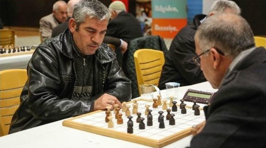 &rsquo;gazilik Haftası Dama Turnuvası&rsquo; Başladı