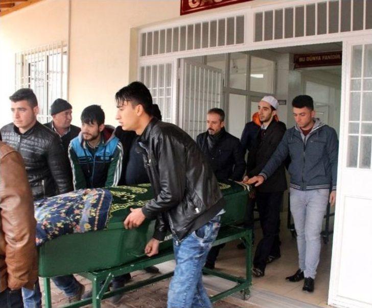 9 Kişinin Cenazeleri Geniş Güvenlik Tedbirleri Arasında Defnedildi G4