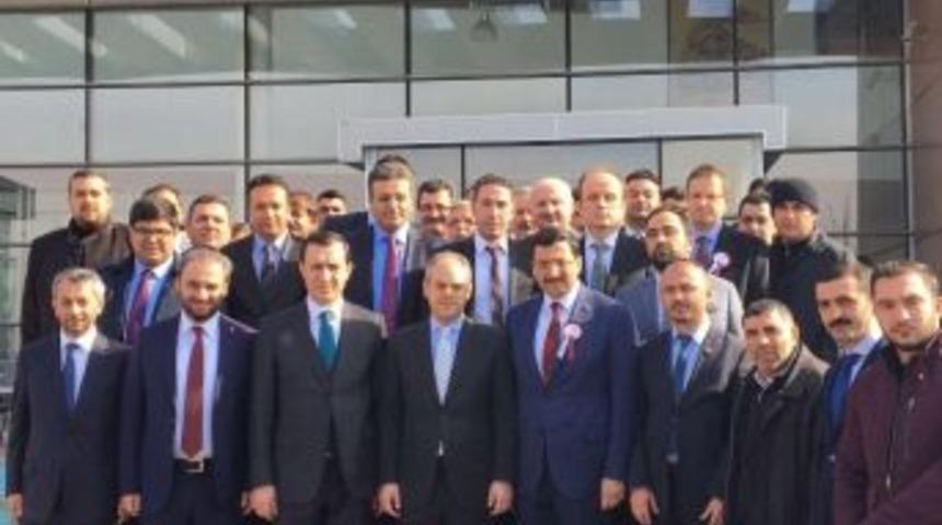 Gen&ccedil;lik Ve Spor Konfederasyonu; Ke&ccedil;i&ouml;ren Spor Salonu Temel Atma T&ouml;renine Tam Kadro Katıldı