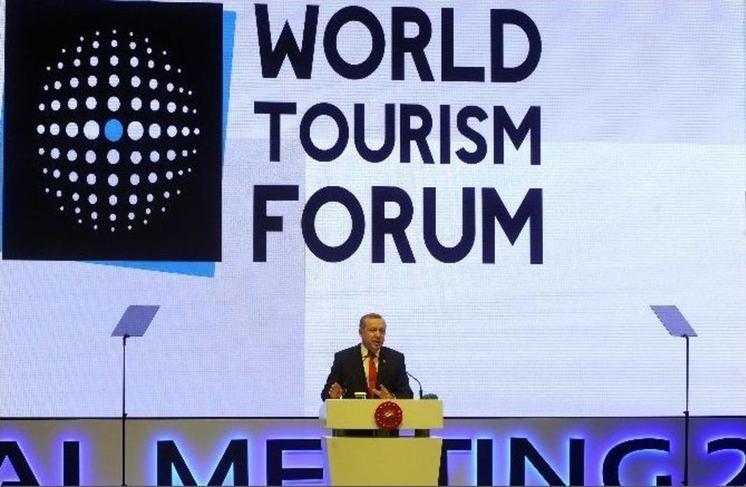 Erdoğan: "paris&rsquo;te G&ouml;sterdiği Empatiyi, &Uuml;lkesindeki Ter&ouml;r Eylemlerine G&ouml;stermeyen Medyamız Var"