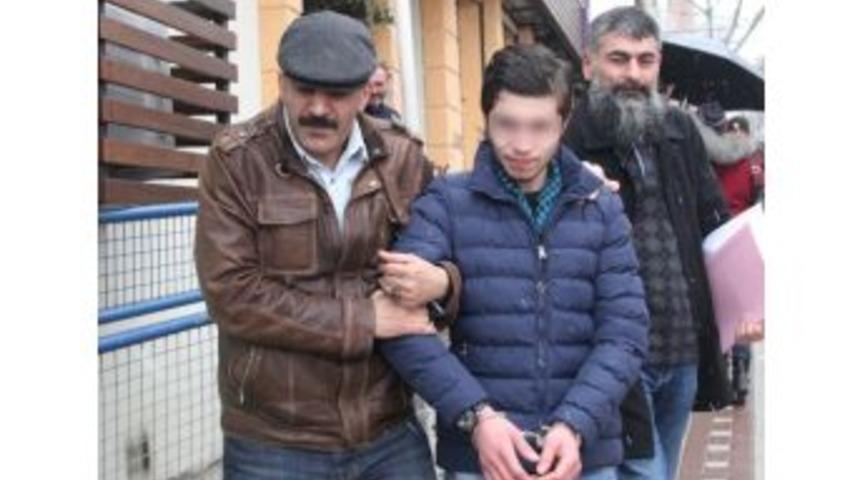 Annesini 6 Yerinden Bı&ccedil;akladı