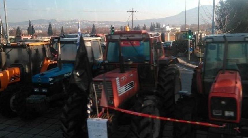 İpsala, Yine Tır Ge&ccedil;işine Kapatıldı