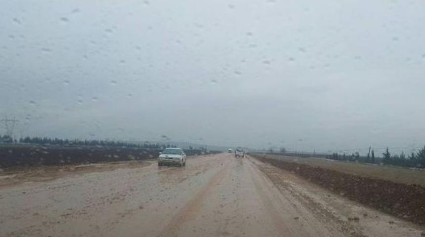 S&uuml;r&uuml;c&uuml;ler &Ccedil;amurlu Yola Tepki G&ouml;steriyor