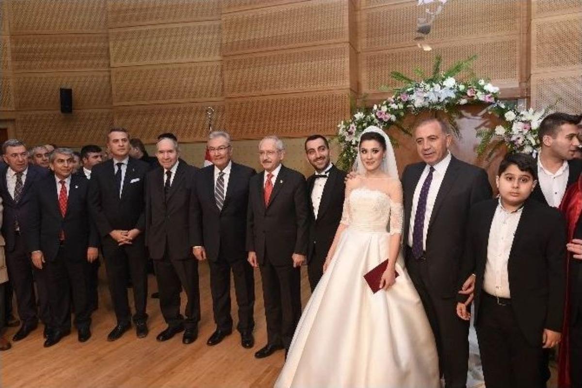 Chp&rsquo;li G&uuml;rsel Tekin&rsquo;in Mutlu G&uuml;n&uuml;