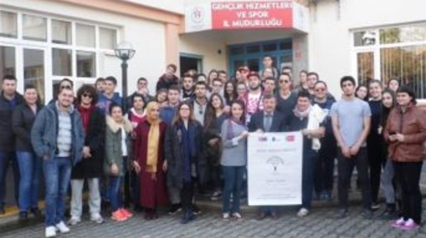 Avrupalı Gençler Yalova’da Obeziteye ’dur’ Dedi