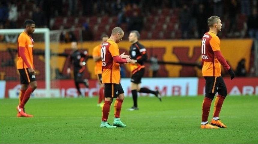 Galatasaray Evinde Tat Vermedi