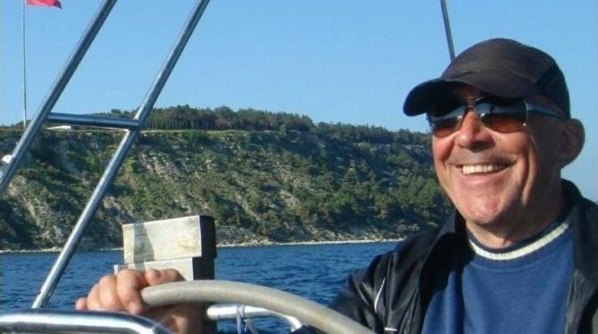 Emekli Emniyet Müdürü Avlanmaya Çıktığı Gölde Kayboldu