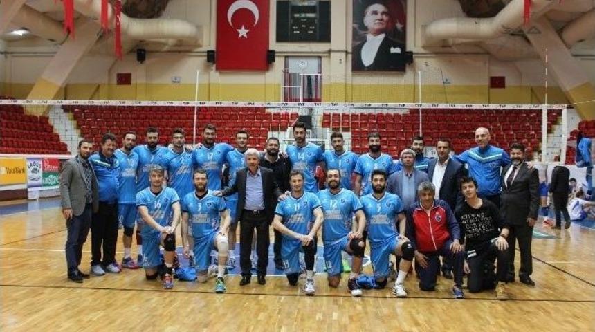 Adana Toros Byz Spor Emin Adımlarla İlerliyor
