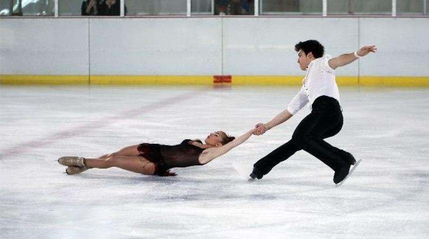Artistik Buz Pateni Şampiyonası&rsquo;nda B&uuml;y&uuml;k Başarı