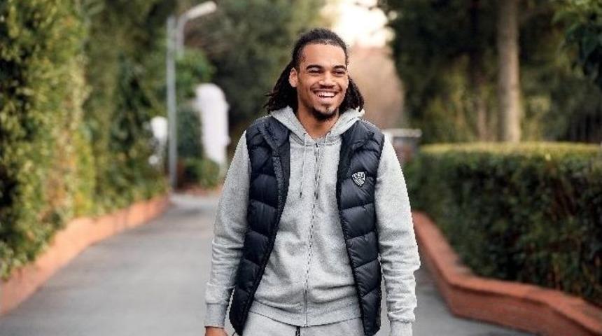 Denayer: "galatasaray&rsquo;da Kalmayı İsterim"