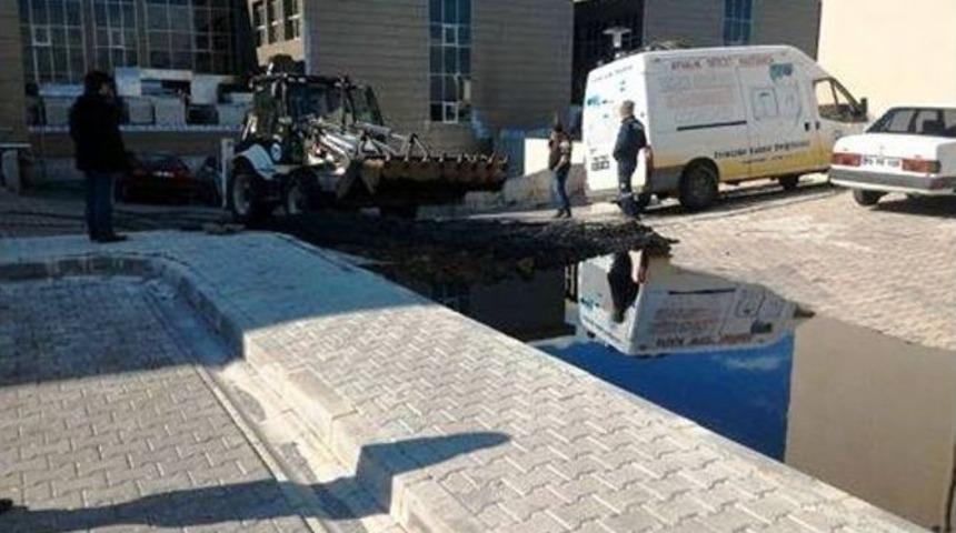 Ayvalık Devlet Hastanesindeki Yakıt Tankındaki Sızıntı Korkuttu