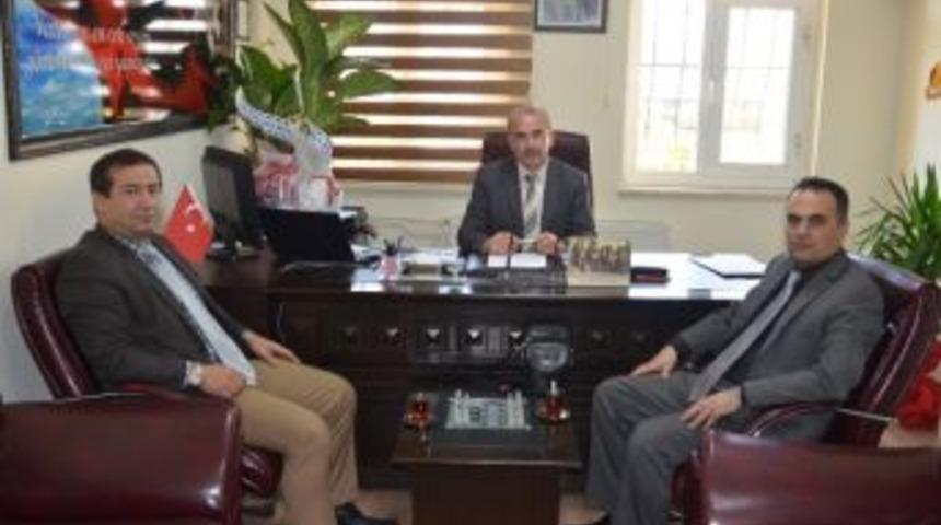 M&uuml;d&uuml;rler Rehabilitasyon Merkezini Ziyaret Etti