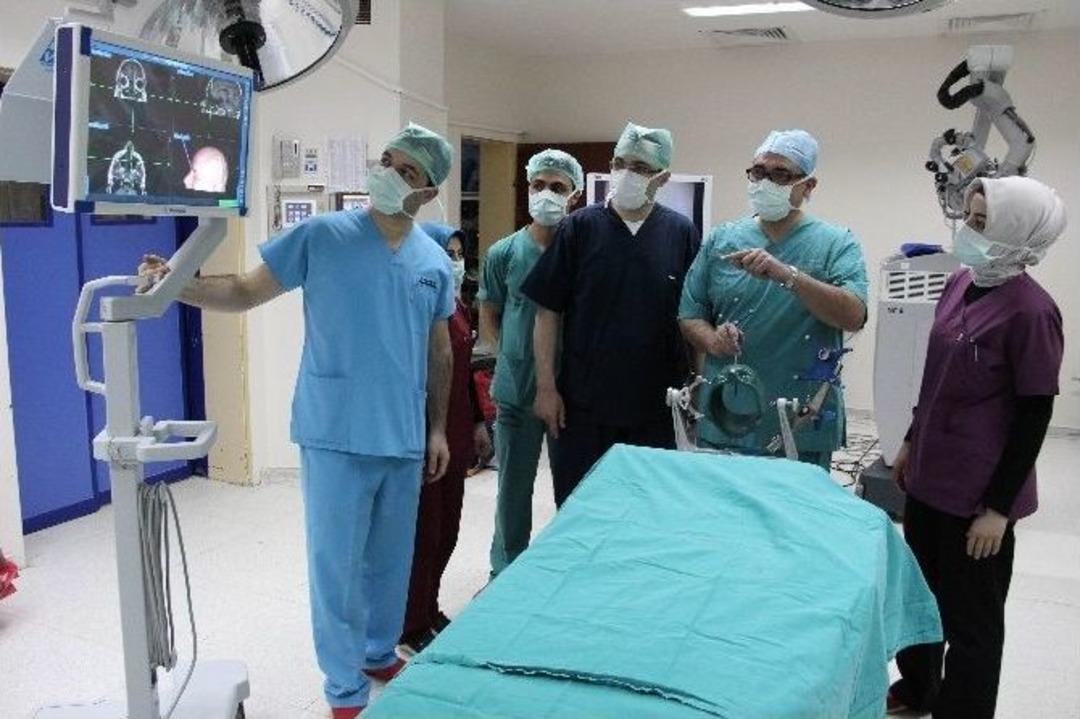 Beyin Cerrahisinde "navigasyon" Teknolojisi