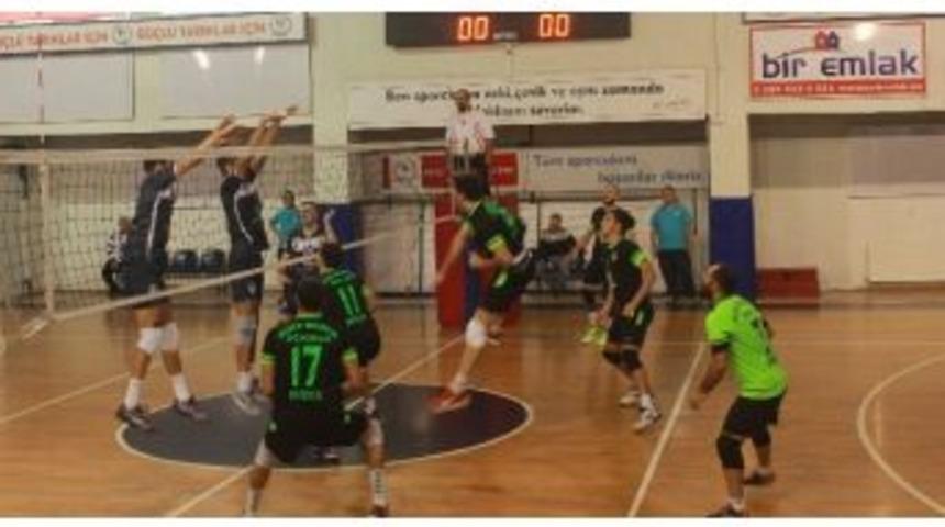 D&uuml;zce Belediyespor Voleybol Takımı Tekrar Play-off Grubunda