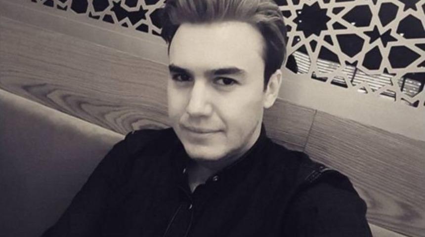 Mustafa Ceceli &rsquo;emri Olur&rsquo; İle Dikkatleri &Uuml;zerine &Ccedil;ekti