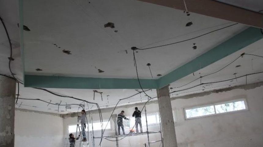 Didim&rsquo;de Yorgun D&uuml;ğ&uuml;n Salonuna Tadilata Alındı