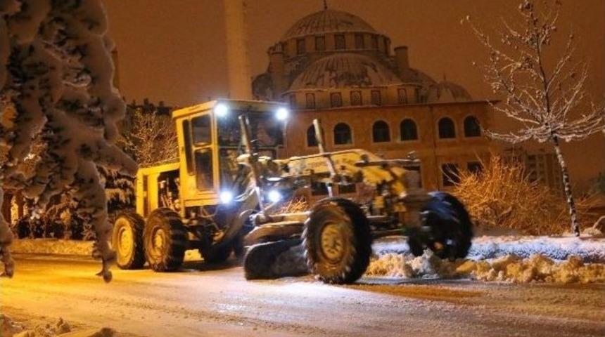 Elazığ’da 236 Köy Yolu Kapandı