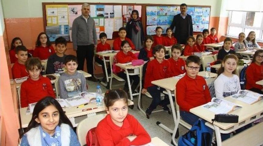 &Ouml;ğrenciler Ders Başı Yaptı