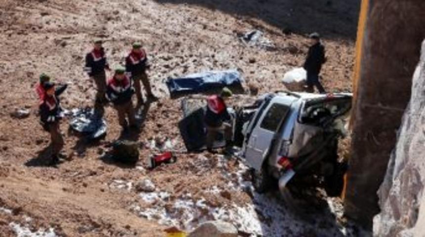 Ankara-konya Yolunda Kaza: 3 &Ouml;l&uuml;