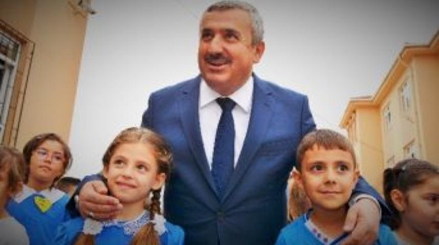 K&ouml;rfez Belediyesi&rsquo;nden Eğitime Destek