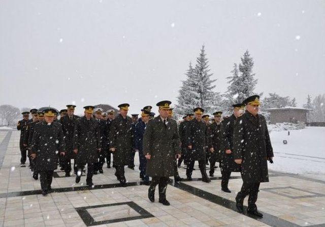 5. Genelkurmay Başkanı Orgeneral Gürman Devlet Mezarlığı’nda Anıldı