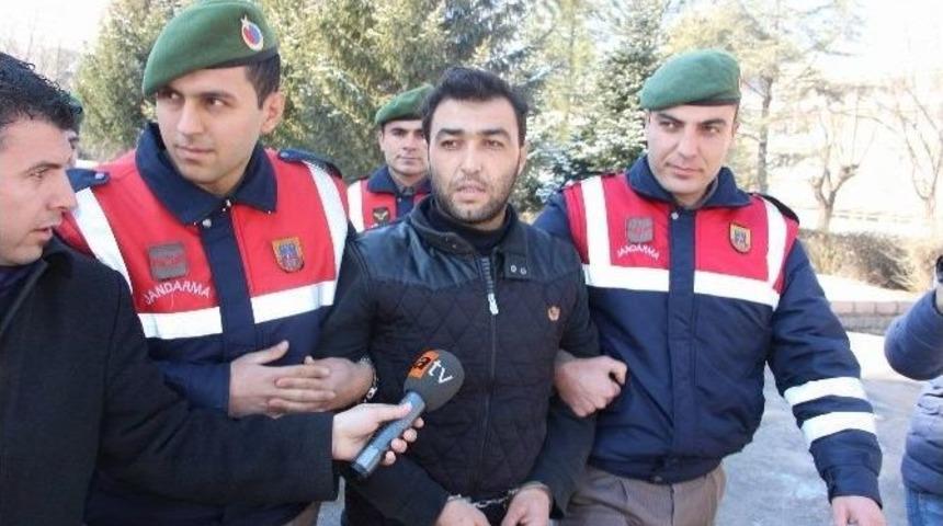 Yaşlı &Ccedil;iftin Cinayet Zanlısı Olarak Torunu G&ouml;zaltına Alındı