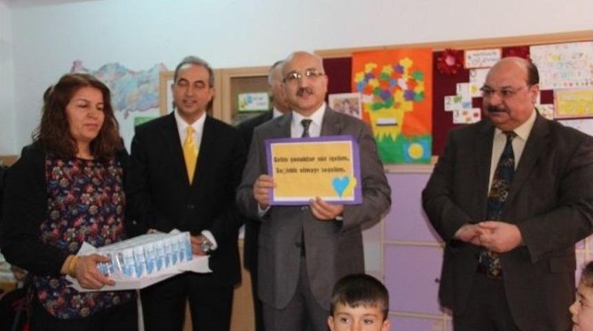 &Ccedil;orum&rsquo;da İlk Ders &rsquo;okul S&uuml;t&uuml;yle&rsquo; Başladı