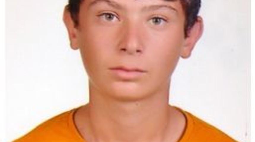 M&uuml;ziği A&ccedil;ıp İntihar Etti