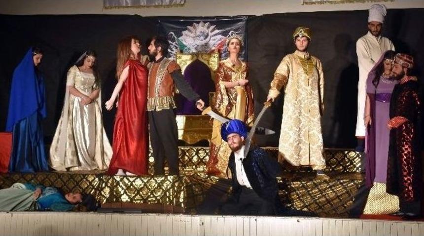 &lsquo;sultan Harem Taht K&ouml;sem&rsquo; İncirliova&rsquo;da İlgiyle İzlendi