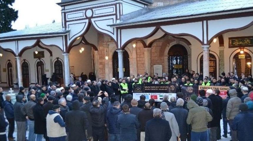 Bayırbucak T&uuml;rkmenlerine Hem Dua, Hem Yardım