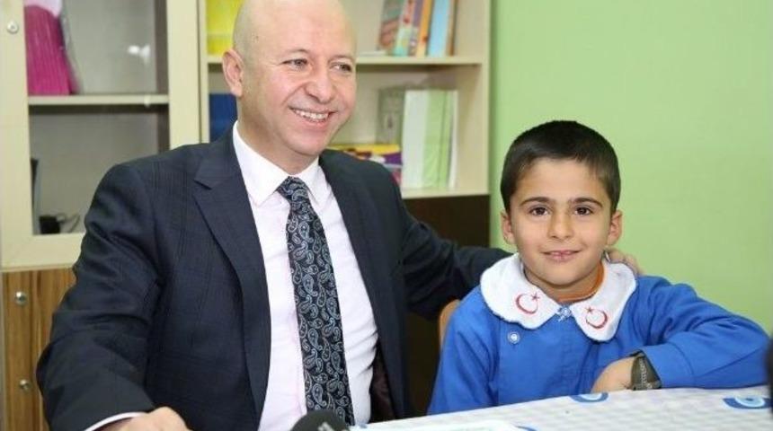 &Ccedil;olakbayrakdar, Kocasinan&rsquo;ın Eğitime Kazandırdığı Okulda