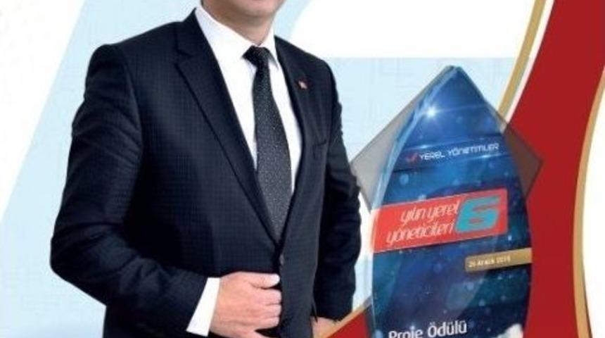 Başkan Nejdet Demir&rsquo;e Yılın Y&ouml;netici &Ouml;d&uuml;l&uuml;