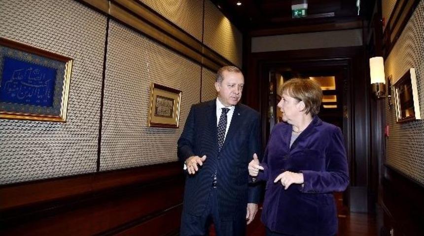 Almanya Başbakanı Merkel Beştepe&rsquo;de