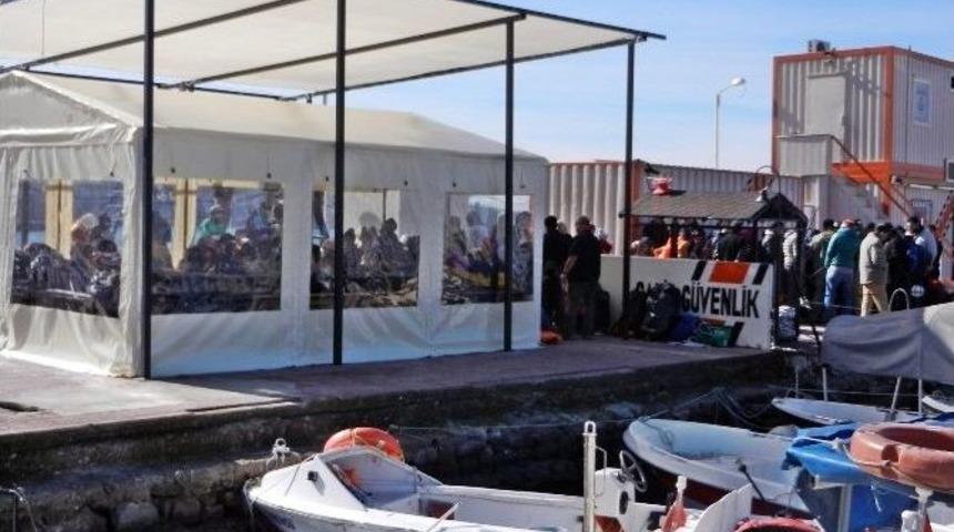 Dikili&rsquo;de 940 Sığınmacı Yakalandı