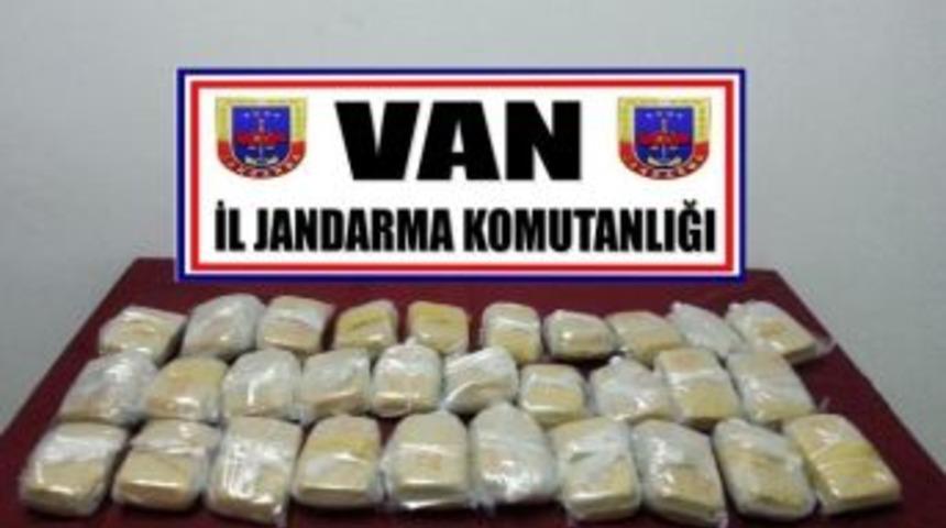 Van&rsquo;da 16 Kilo Eroin Ele Ge&ccedil;irildi