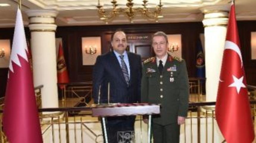 Katar Savunma Bakanı Genelkurmay Karargahı&rsquo;nda