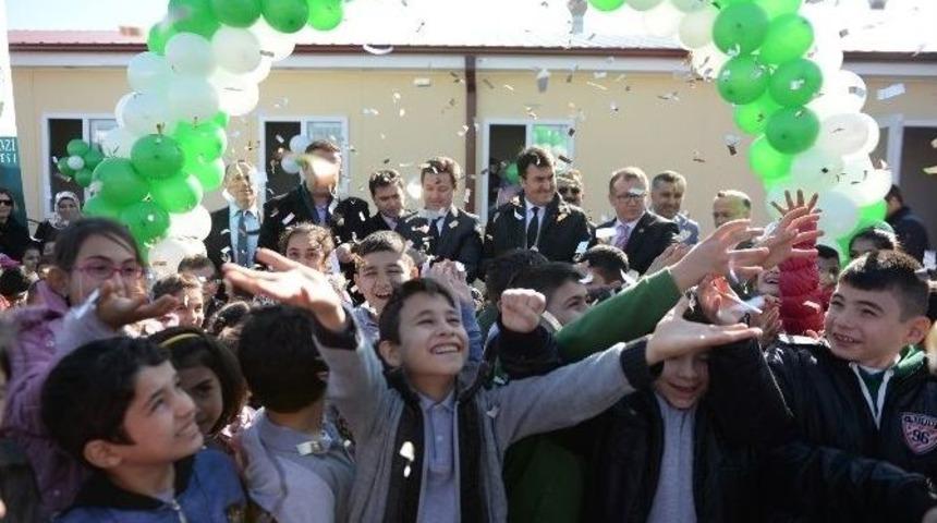 Osmangazi&rsquo;den Eğitime B&uuml;y&uuml;k Destek