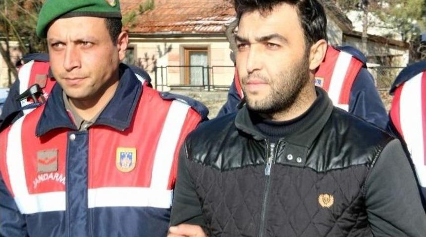Babaannesi Ve Dedesini &Ouml;ld&uuml;rd&uuml;ğ&uuml; İddia Edilen Zanlı Tutuklandı