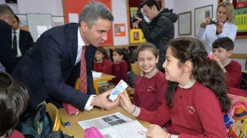 Bolu&rsquo;da 16 Bin 921 &Ouml;ğrenciye S&uuml;t Dağıtıldı