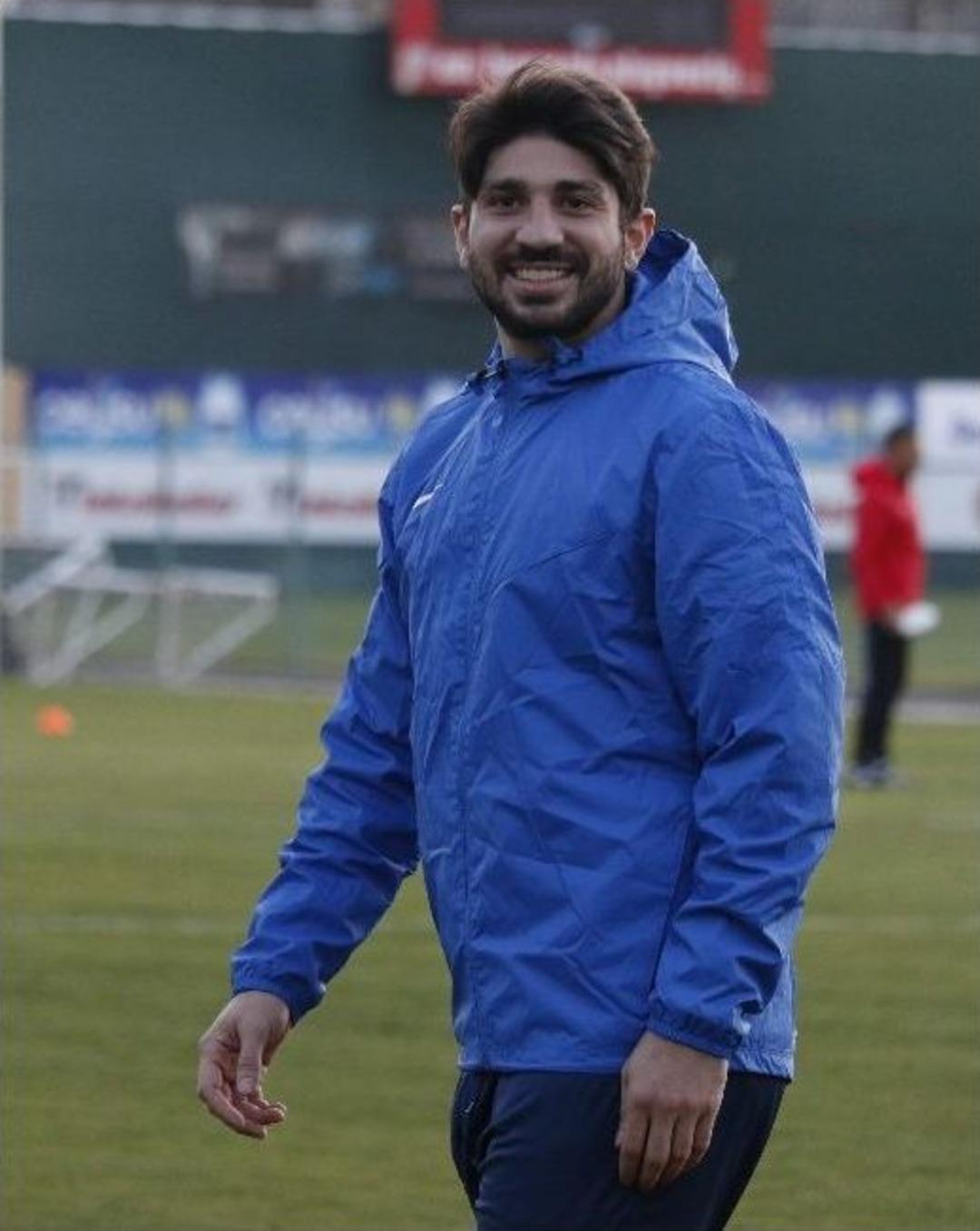 Eto&rsquo;o, Fenerbah&ccedil;e&rsquo;yi Yenen Arkadaşlarını Tebrik Etti