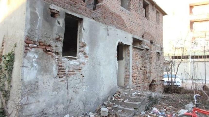 Metruk Binada Yaşam M&uuml;cadelesi