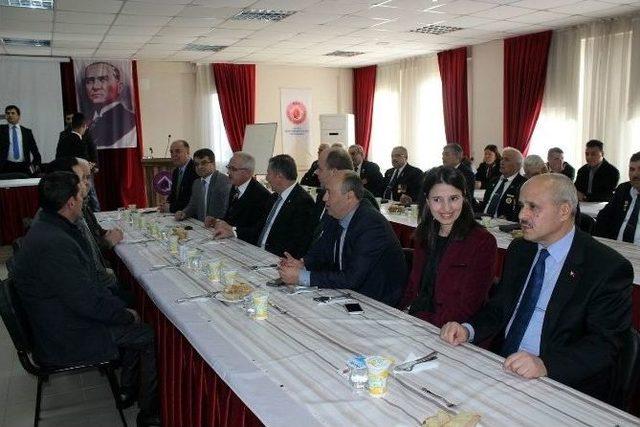 Ak Partili &Ouml;zdağ, Salihli&rsquo;de Şehit Aileleri Ve Gaziler İle Bir Araya Geldi 1