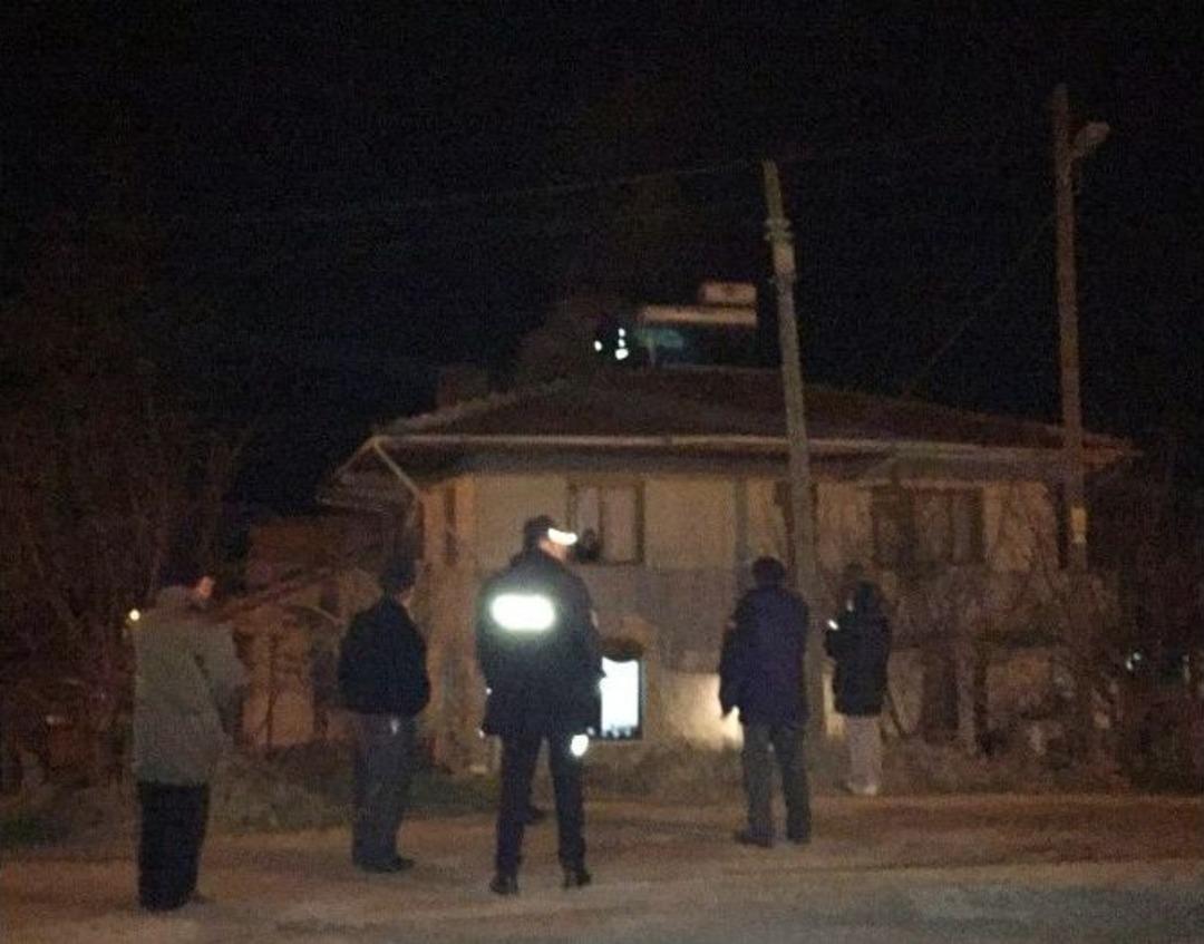 Bilecik&rsquo;te Ev Yangını Hareketli Saatlerin Yaşanmasına Neden Oldu