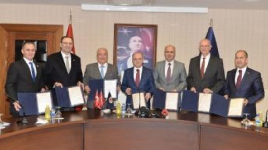 Mersin &Ccedil;ocuk &Uuml;niversitesi Ve Mersin Oryantiring Tarih Safarisi Ligi Protokolleri İmzalandı