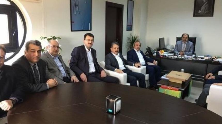 Rekt&ouml;r G&uuml;ven&rsquo;e Ziyaret